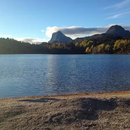 Holiday home Renovated By Djupedal Bygstad